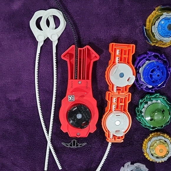 Beyblade Bundle - Picture 10 of 11